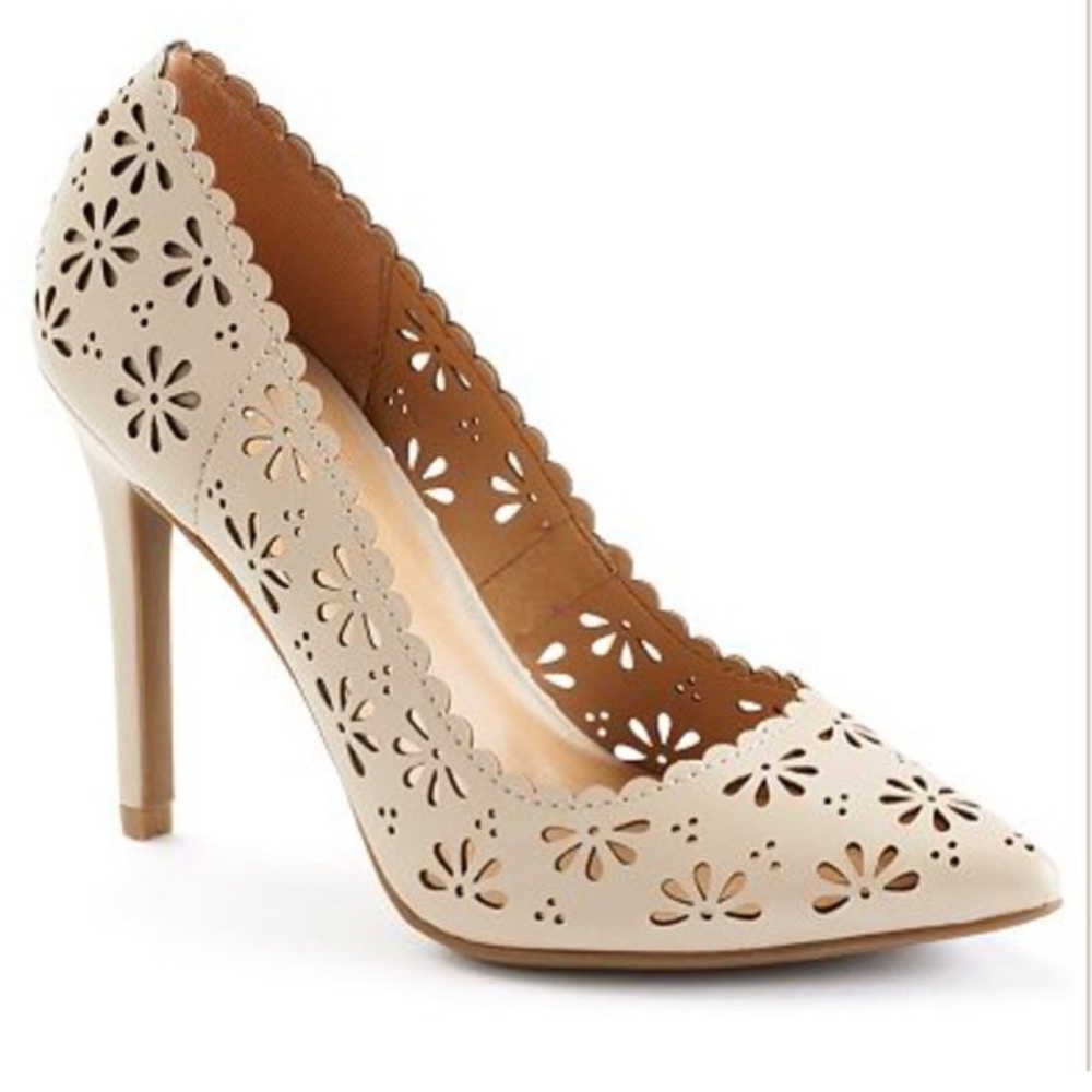 LC Lauren Conrad Floral Cutout Heels
